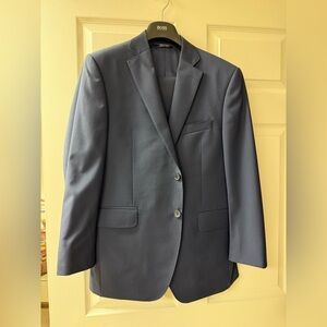 Men’s suit